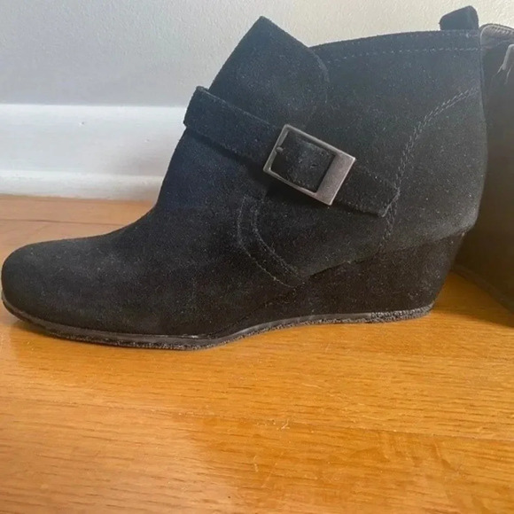 Franco Sarto Black Suede Wedge Booties - Picture 12 of 16